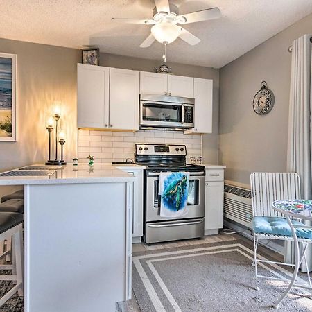 Modern Studio With Balcony About 1 Mi To Lake Lure! Exterior photo
