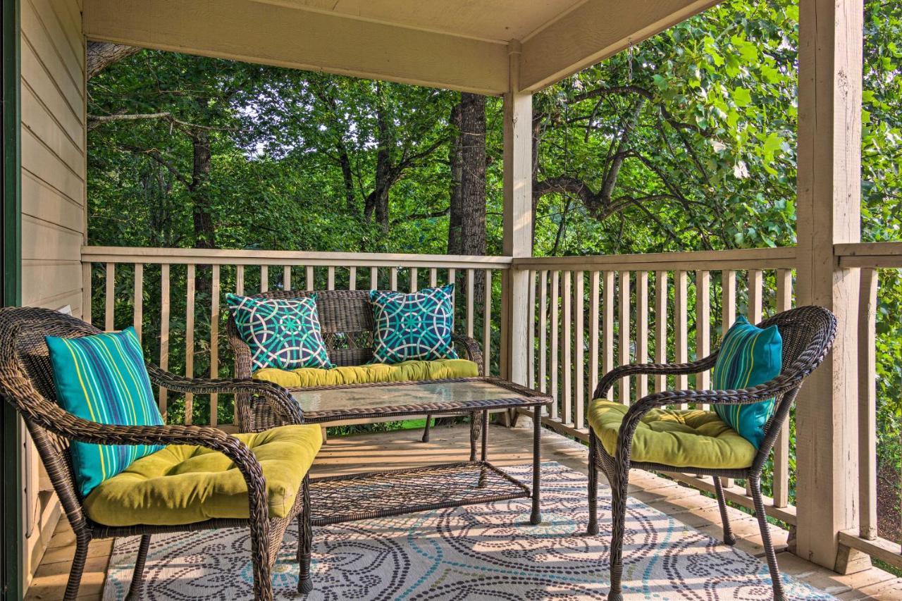 Modern Studio With Balcony About 1 Mi To Lake Lure! Exterior photo