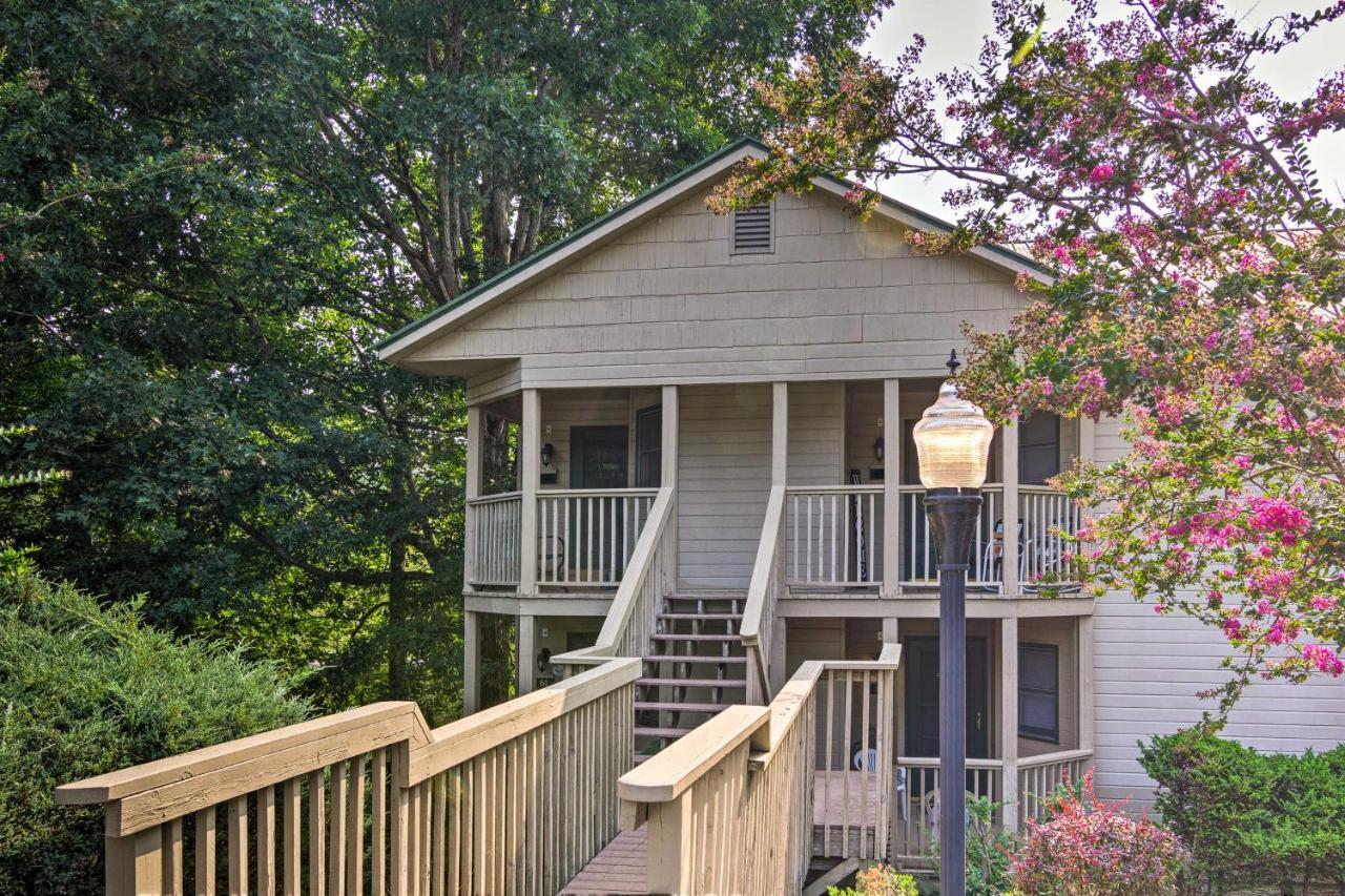 Modern Studio With Balcony About 1 Mi To Lake Lure! Exterior photo