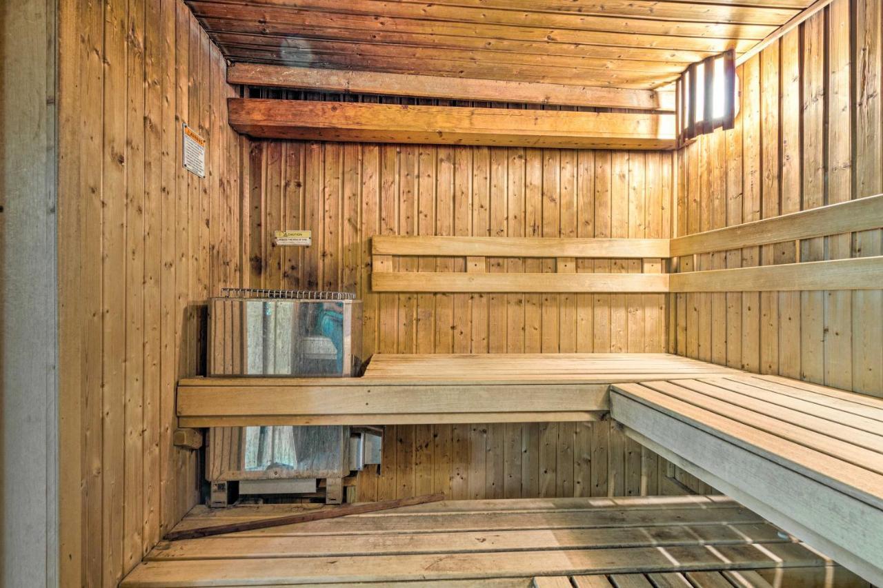 Modern Studio With Balcony About 1 Mi To Lake Lure! Exterior photo